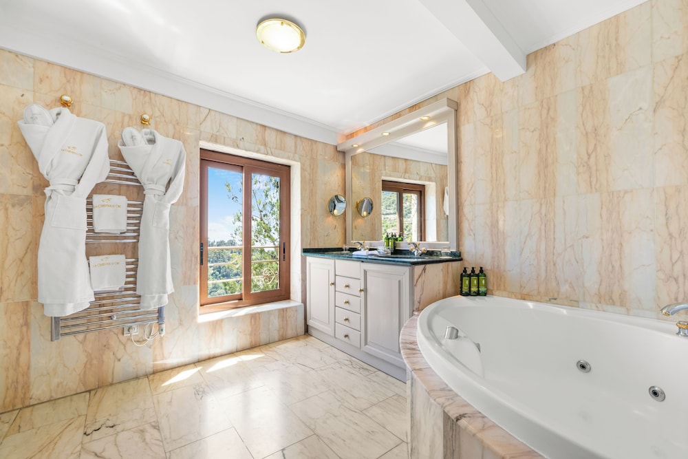 Traditional Double Room, Mountain View - Photo 6