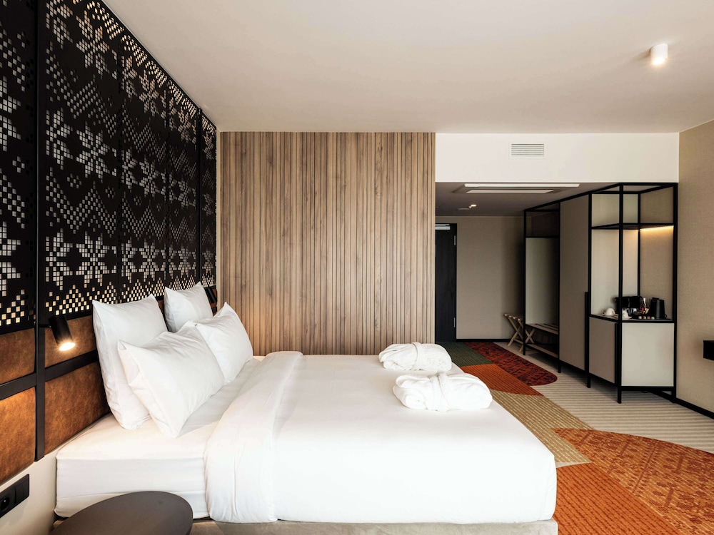 Privilege, Room, 1 Double Bed, Balcony, Mountain View - Photo 1