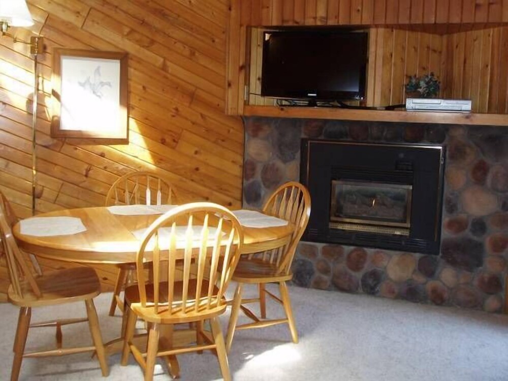 Condo, 2 Bedrooms, Jetted Tub photo 2