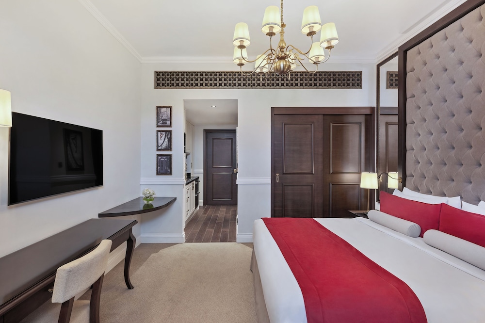 Grand Studio - Private Beach, Infinity Pool, Lazy River & Kids Club Access