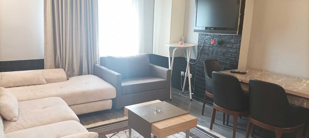 Family Apartment photo 3