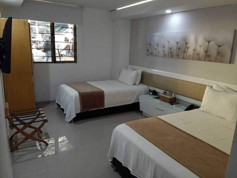 Standard Triple Room photo 2