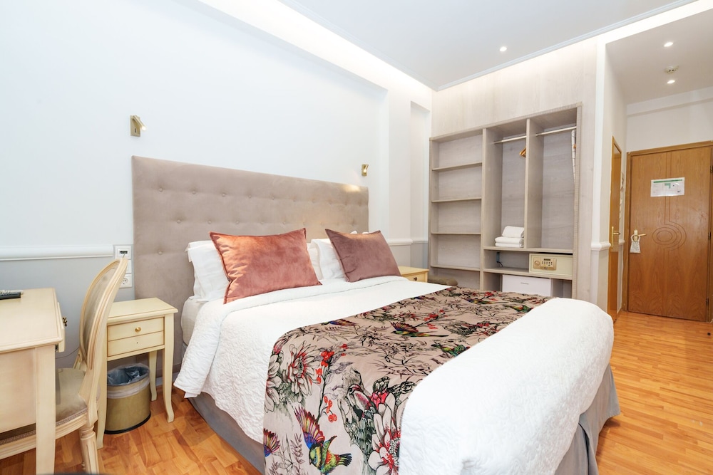 Superior Double Room photo 2