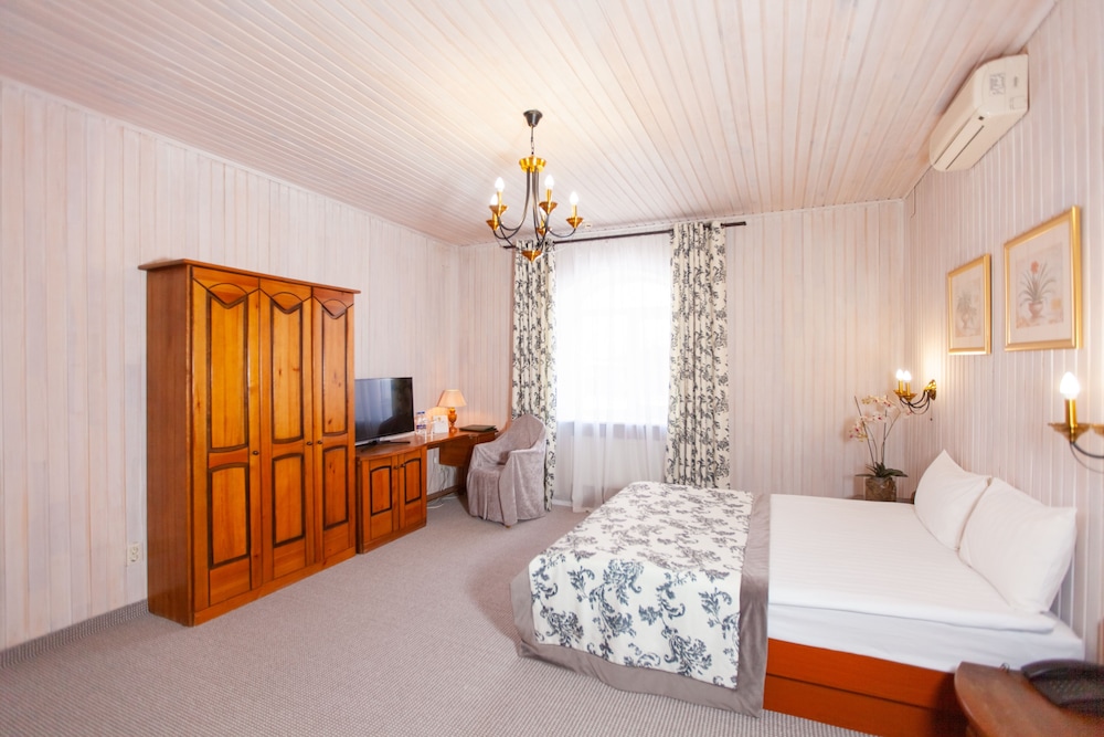 Economy Double Room photo 1