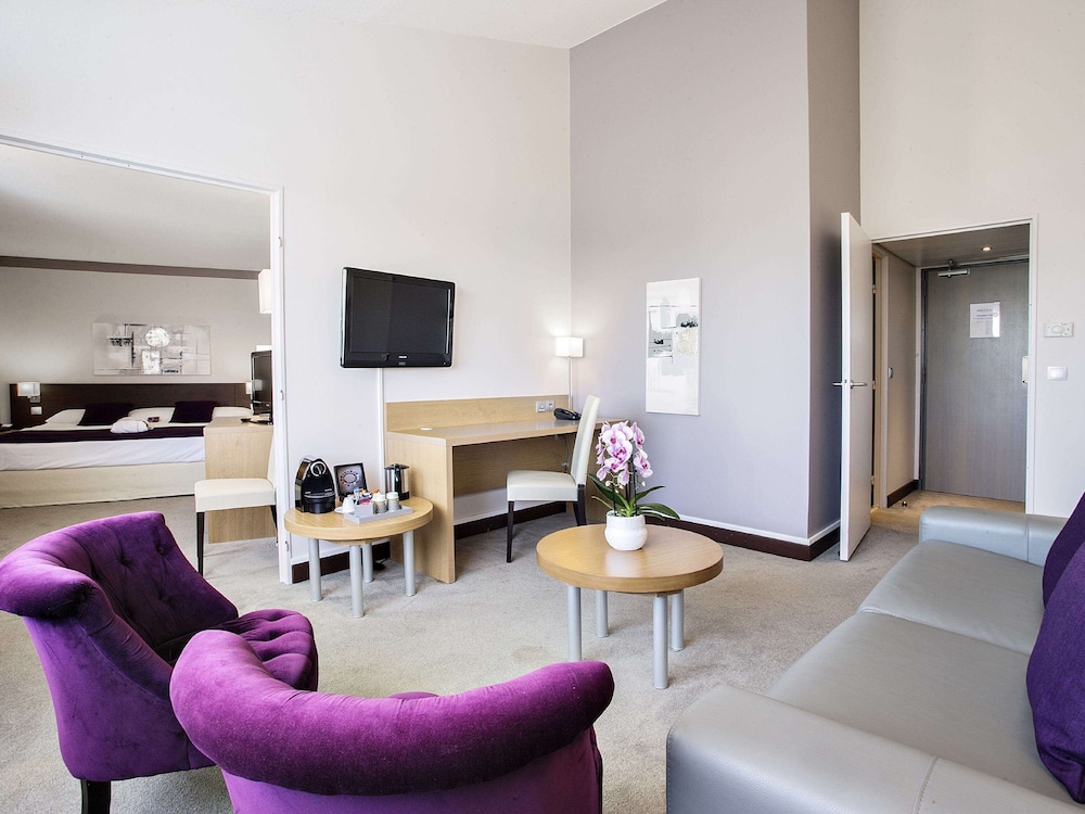 Suite, 1 Double Bed - Photo 1