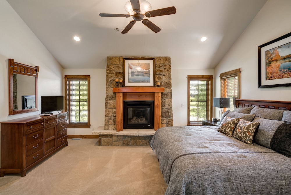 Grand House, 4 Bedrooms, Non Smoking photo 3