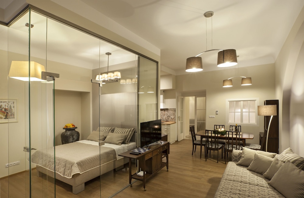Luxury Studio Suite, 2 Bedrooms, City View