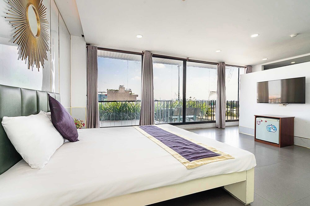 Deluxe Suite