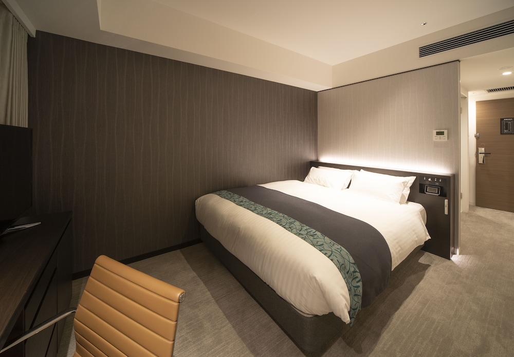 Standard Double Room, Non Smoking (18 square meters)