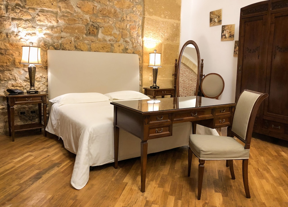 Superior Room - Photo 1