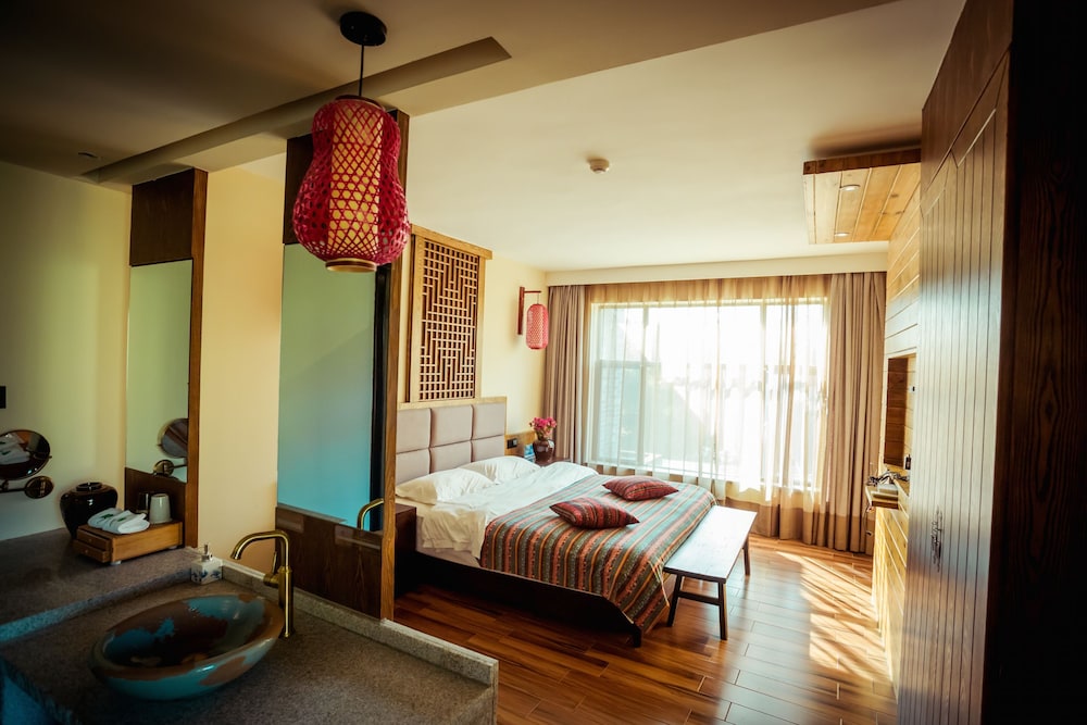 Moon Nest Suite