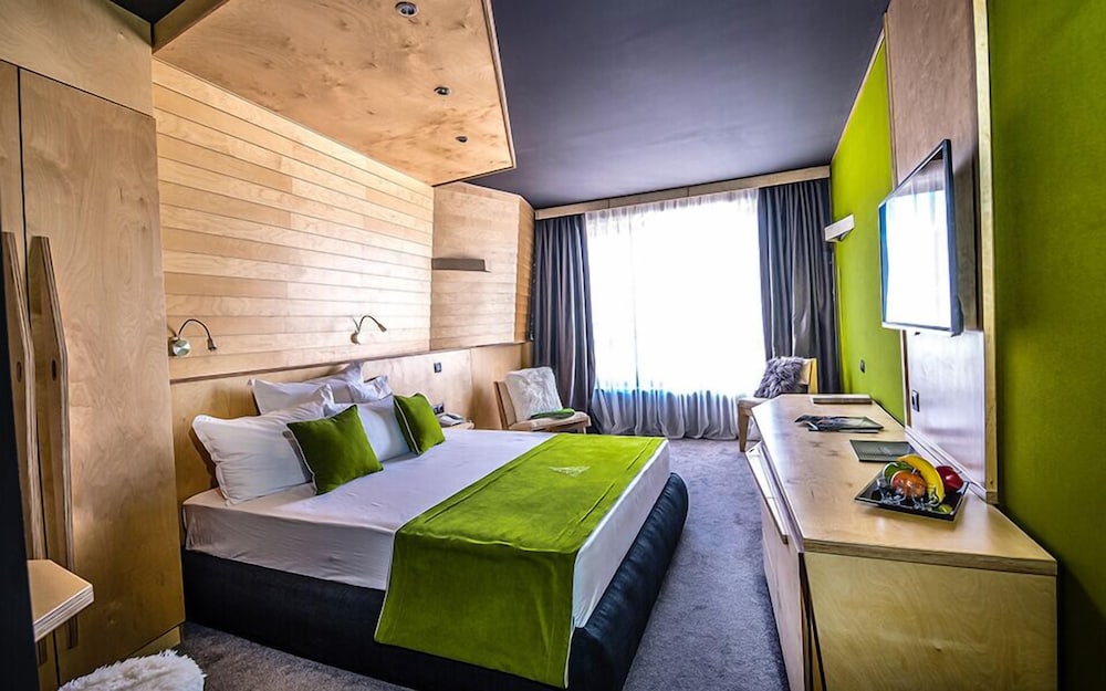 Basic Double Room (No Balcony) photo 2
