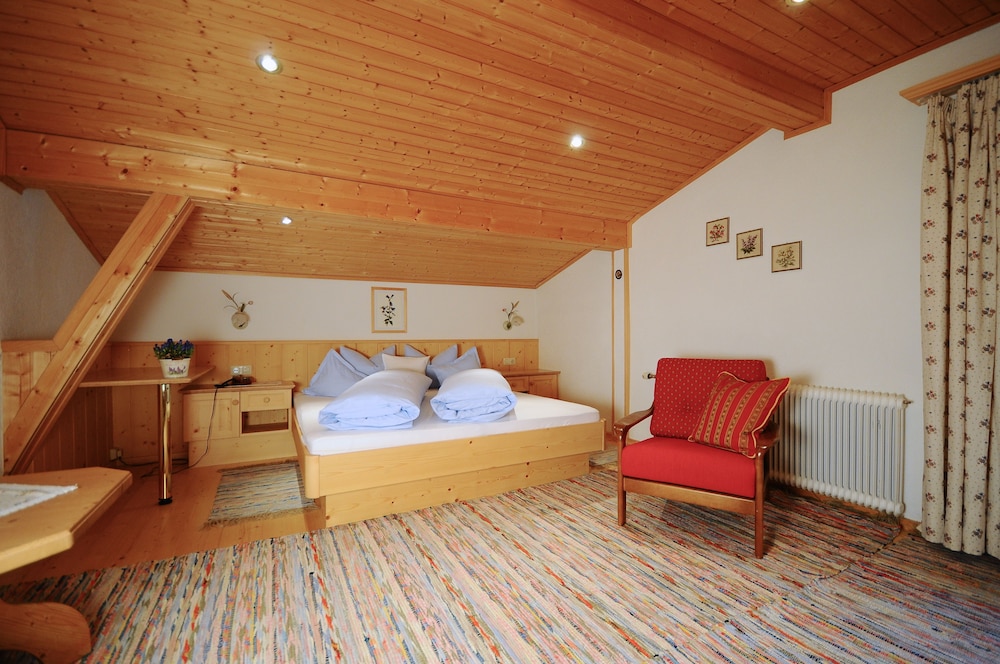 Family Apartment, 1 Bedroom, Balcony, Mountain View (Casa Asura,incl. end cleaning fee €55) photo 1