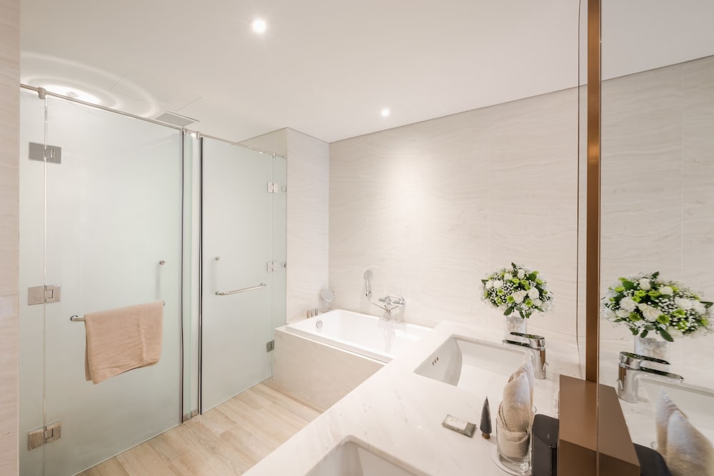 Grand Premier Room photo 3