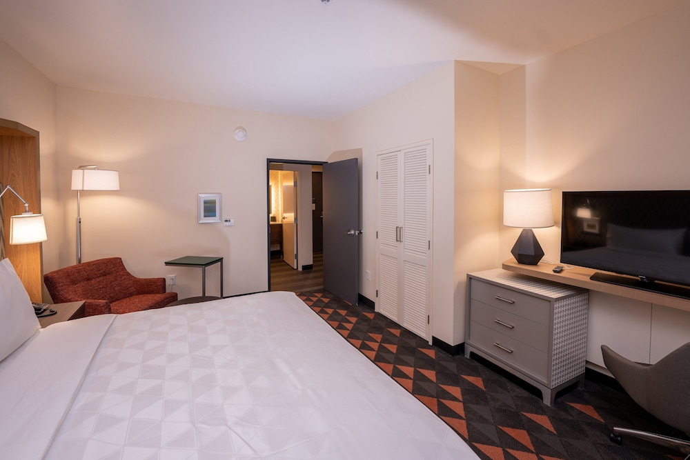 Premium Room, 1 King Bed (Leisure) - Photo 6
