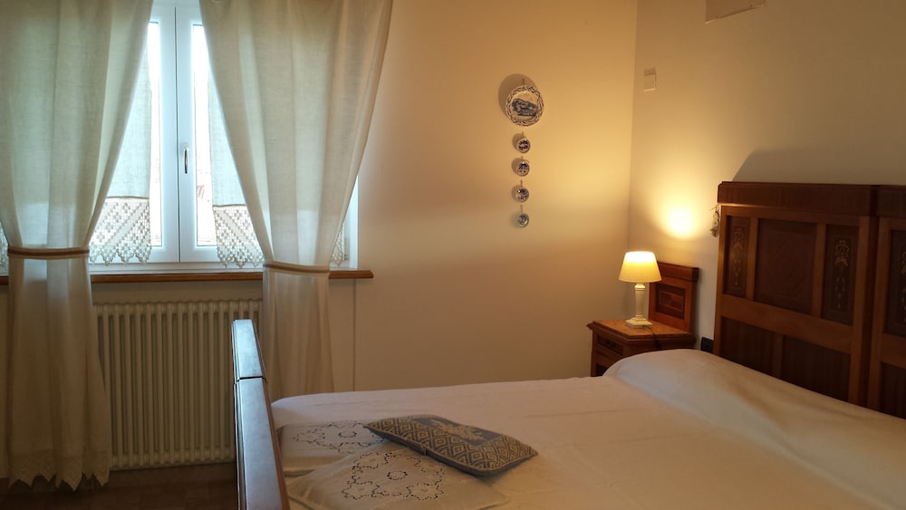 Romantic Double Room, Garden View photo 1