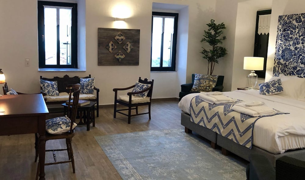 Executive Suite, Sea View