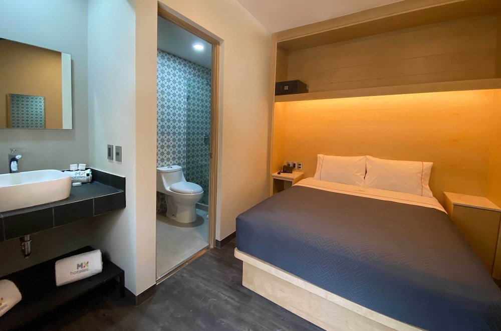 Standard Room photo 2
