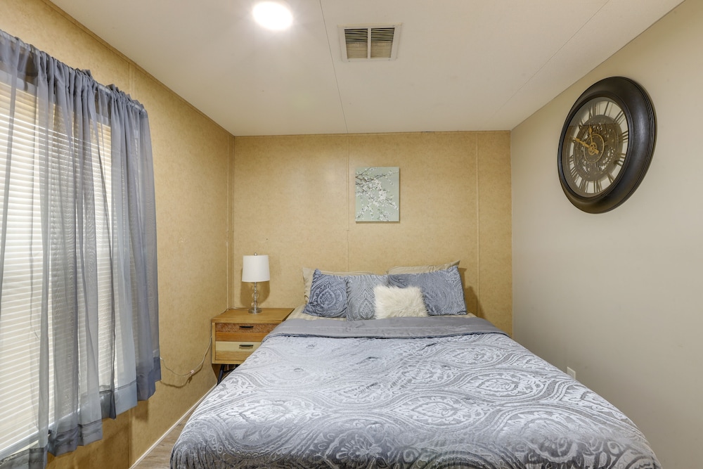 House (2 Bedrooms) photo 2
