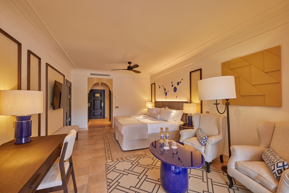 Junior Suite Pool View (2pax) photo 3