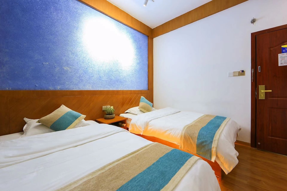 Elite Twin Room photo 2