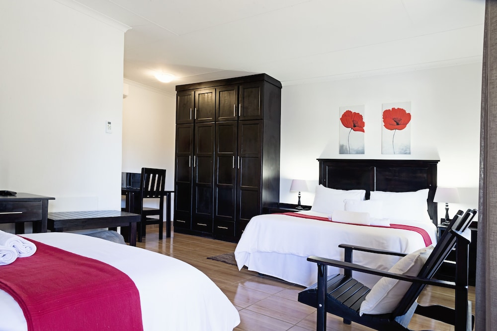 Standard Triple Room photo 1