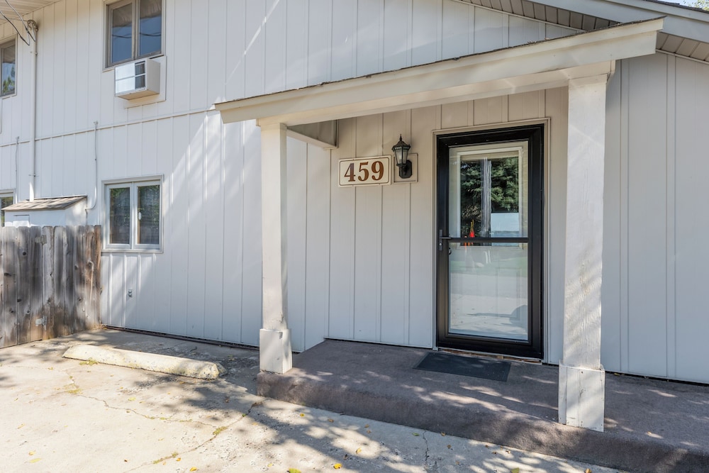 Exclusive Townhome, 2 Bedrooms photo 2