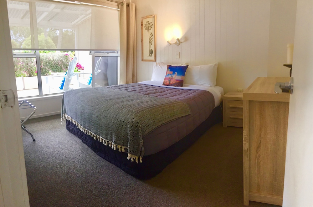 Deluxe Apartment, 2 Bedrooms, Garden Area photo 2