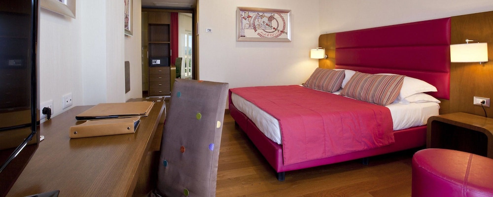 Classic Double Room - Photo 7