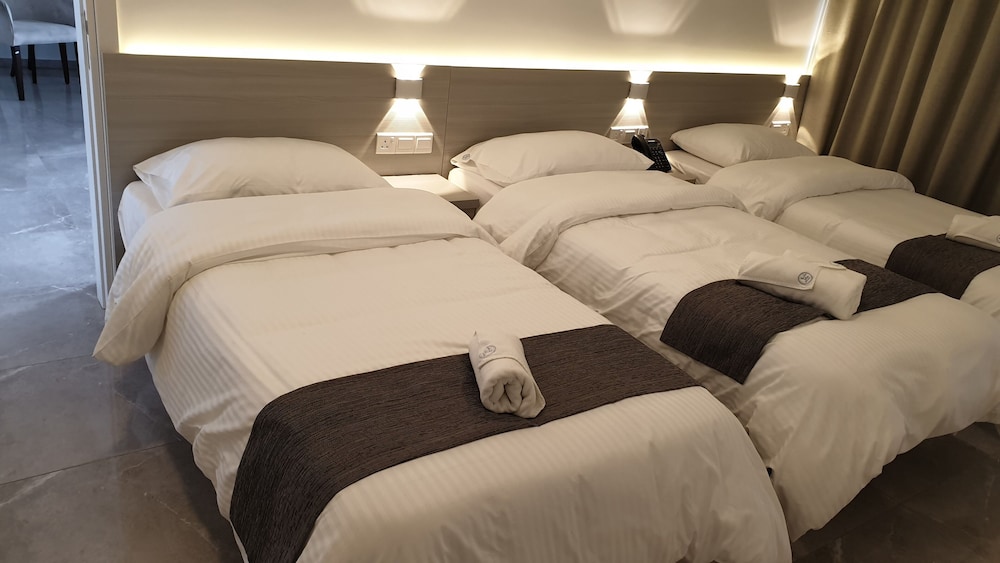 Standard Suite, 2 Bedrooms, Connecting Rooms