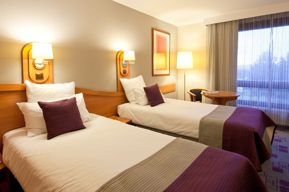 Standard Twin Room, 2 Twin Beds - Photo 2