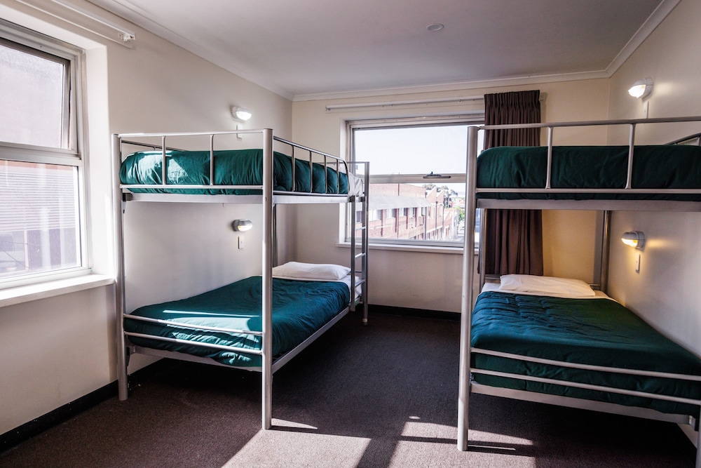 Bed in 4-Bed Female Dormitory with Shared Bathroom