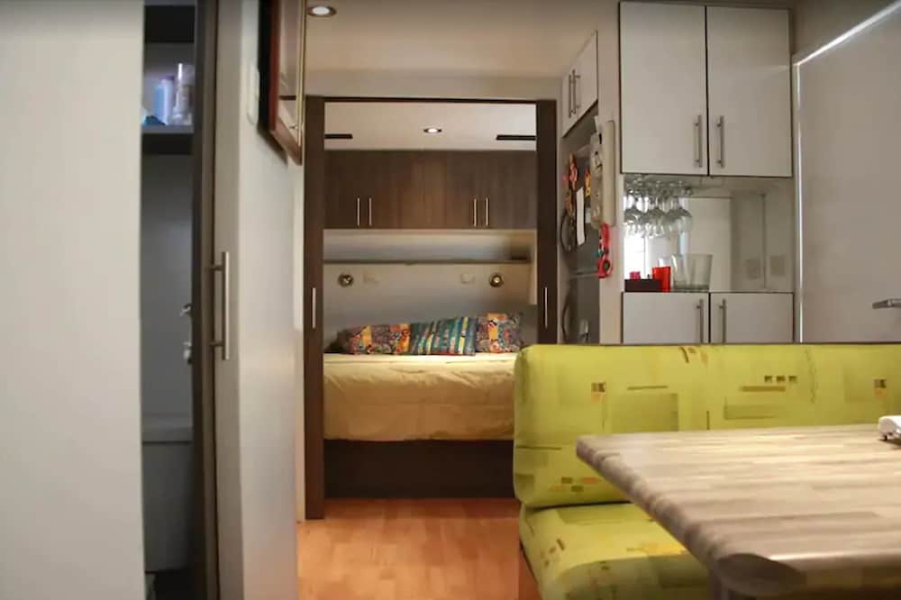 Deluxe Mobile Home photo 1