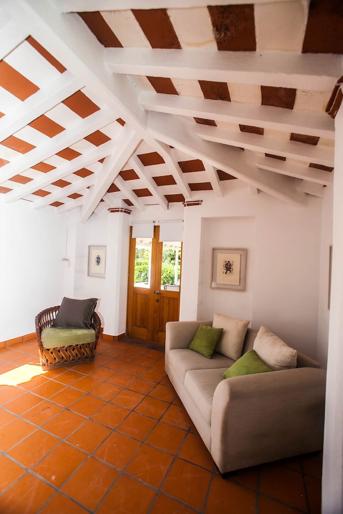 Premium Villa, Multiple Beds, Hot Tub, Hill View photo 1
