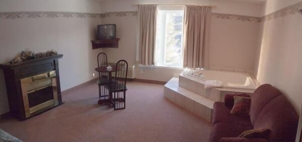 Suite photo 1