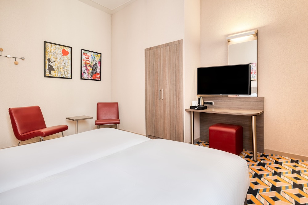 Classic Double Room, 1 Queen Bed - Photo 7