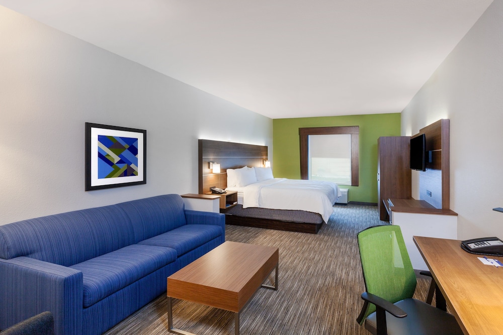 Suite, 1 King Bed (Additional Living Area) - Photo 1