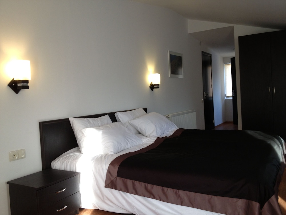 Comfort Double or Twin Room, City View