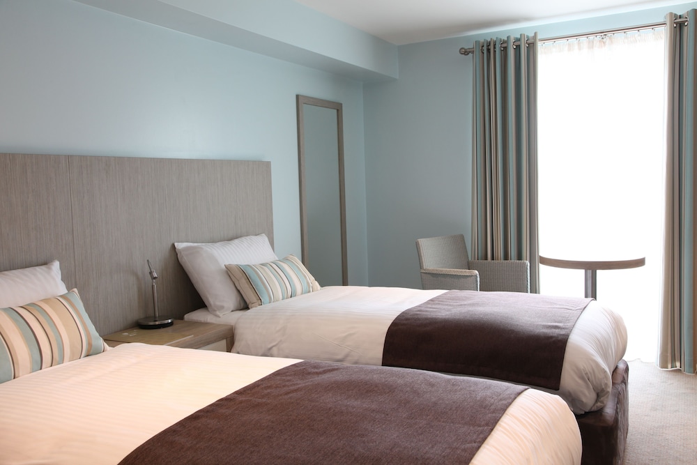 Standard Twin Room photo 2