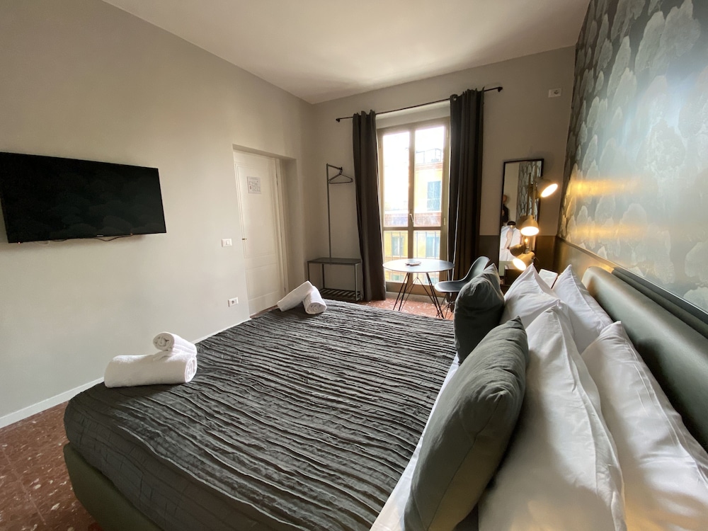 Quadruple Room, Private Bathroom