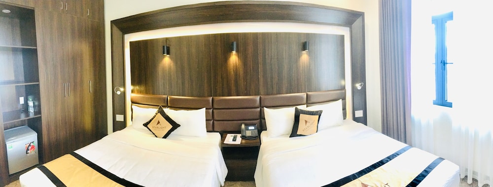Deluxe Room, Beach View photo 3