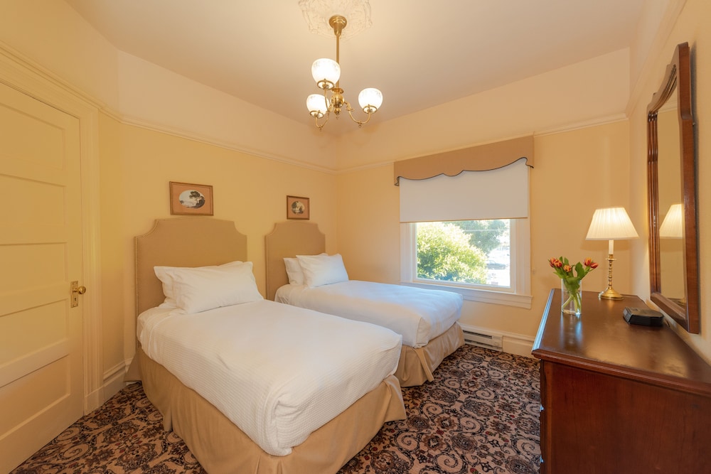 Suite, 2 Bedrooms thumbnail 5