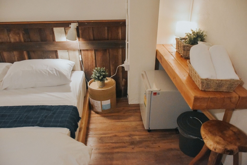 Standard Room (New Wing) photo 2