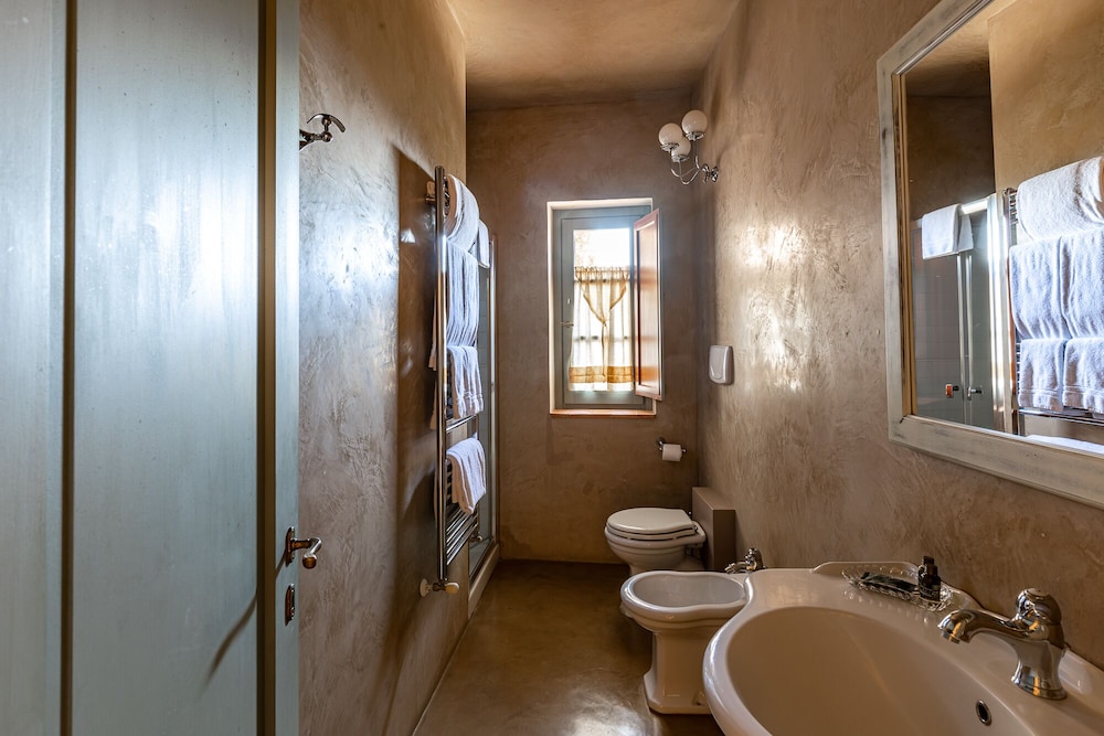 Panoramic Room, 1 Double Bed, Vineyard View photo 3