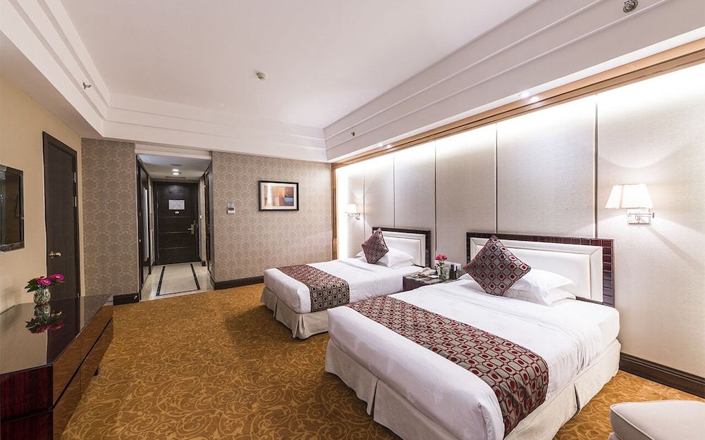 Superior Twin Room photo 3