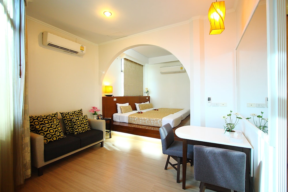 Studio Triple Room photo 2