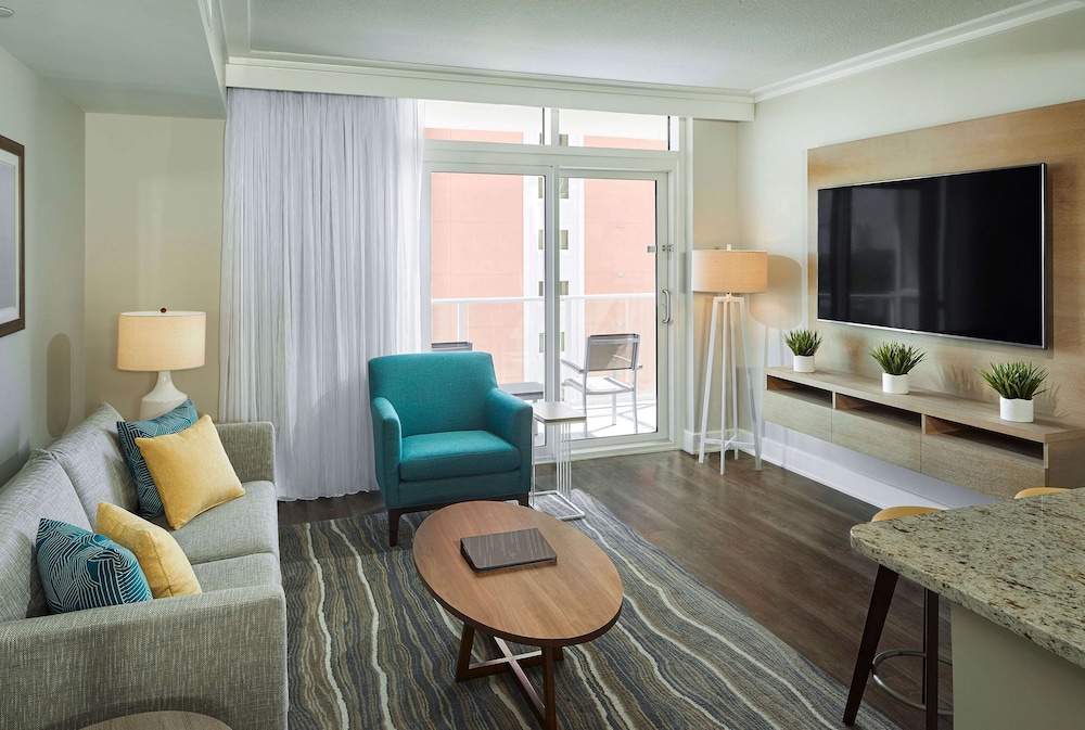 Suite, 1 Bedroom, Accessible (Hearing) - Photo 3