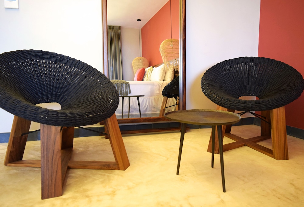Premium Room, 1 King Bed, Ocean View photo 2