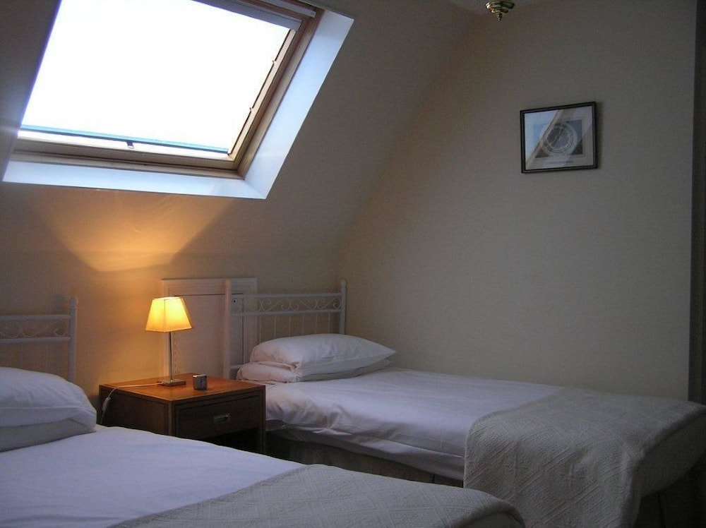 Standard Triple Room photo 2