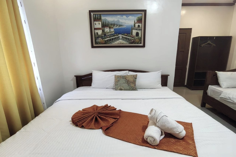 Deluxe Twin Room photo 2